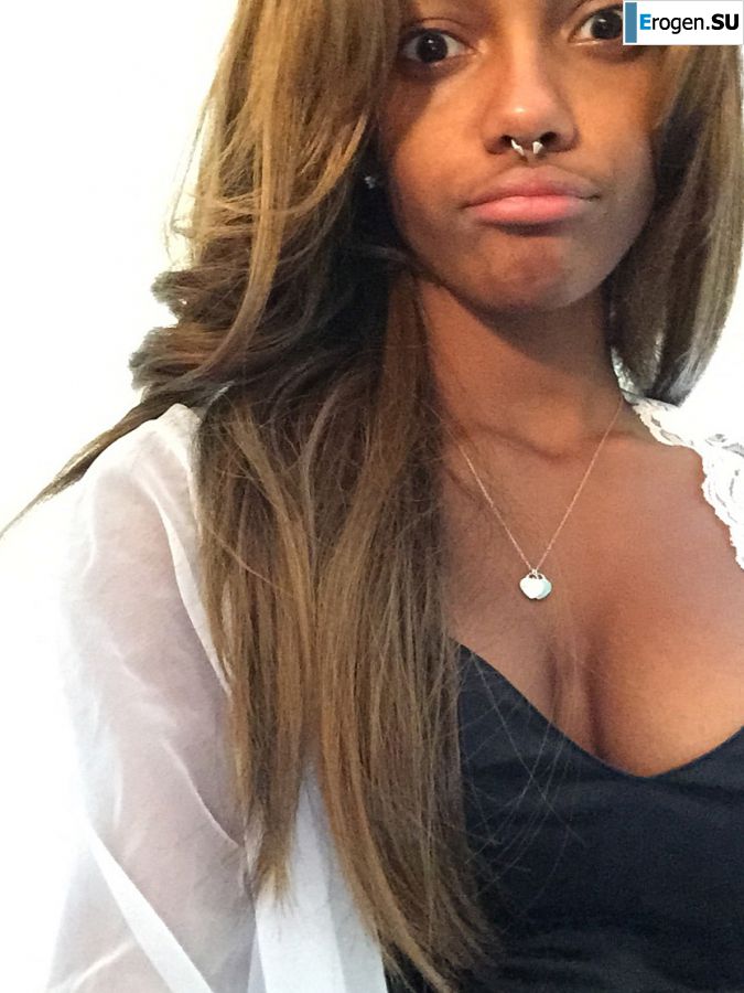 uncut black woman Lezby. Photo 21