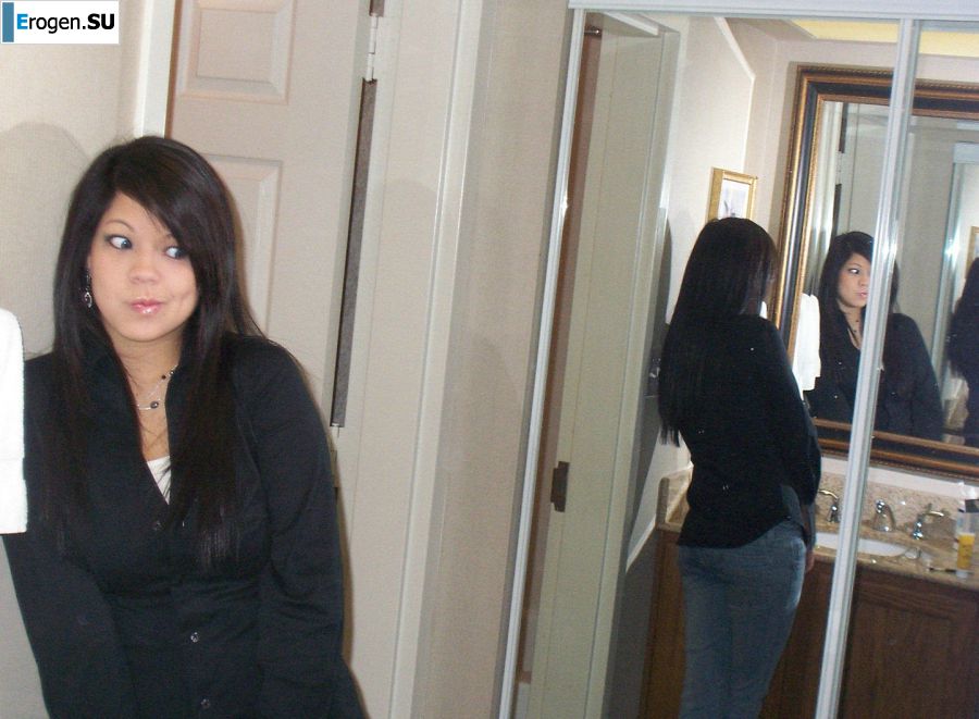 An attractive girl poses for cancer, showing her labia. Photo 3