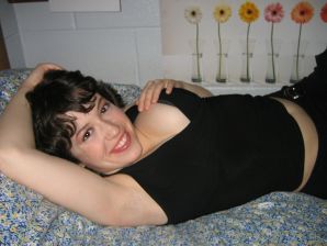 Mature chick pulled big boobs out of her bra. Thumb 23