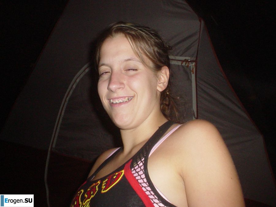 A young student with tattoos was found sleeping after a party. Photo 23