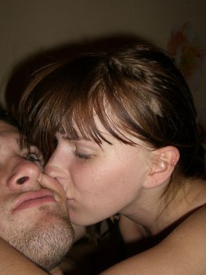 An appetizing student took off everything and showed a shaved pussy. Thumb 27