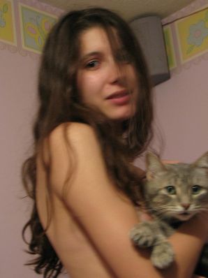 A pretty student is fingering a pussy and showing her labia. Thumb 2