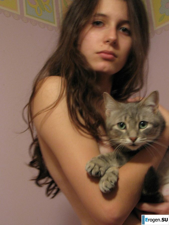A pretty student is fingering a pussy and showing her labia. Part 2. Photo 19