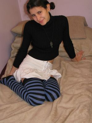 A pretty student is fingering a pussy and showing her labia. Part 2. Thumb 31