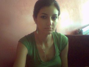 Восточная красавица показывает попку в одежде и без. Часть 4. Эскиз 39