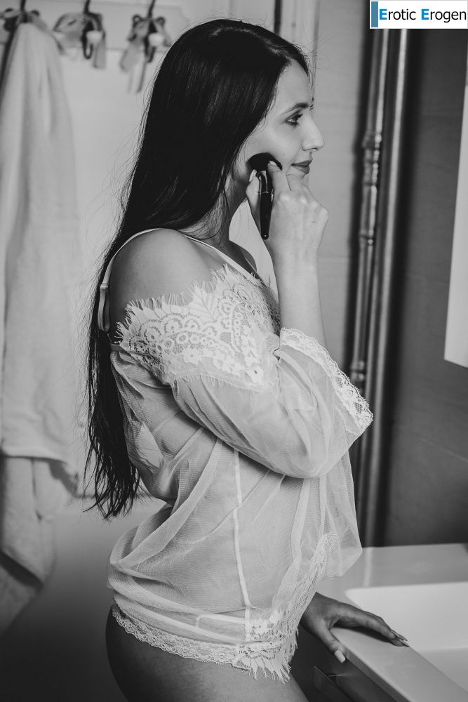 Vanessa Angel in Sweet Reflection. Фото 30
