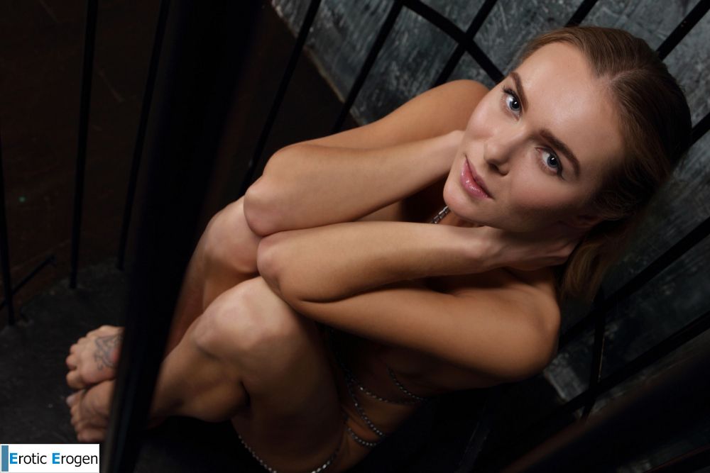 Karissa Diamond in Gateway To Oblivion. Фото 11