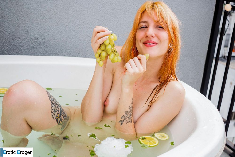 Misagreen in Aphrodites Bath. Picture 51