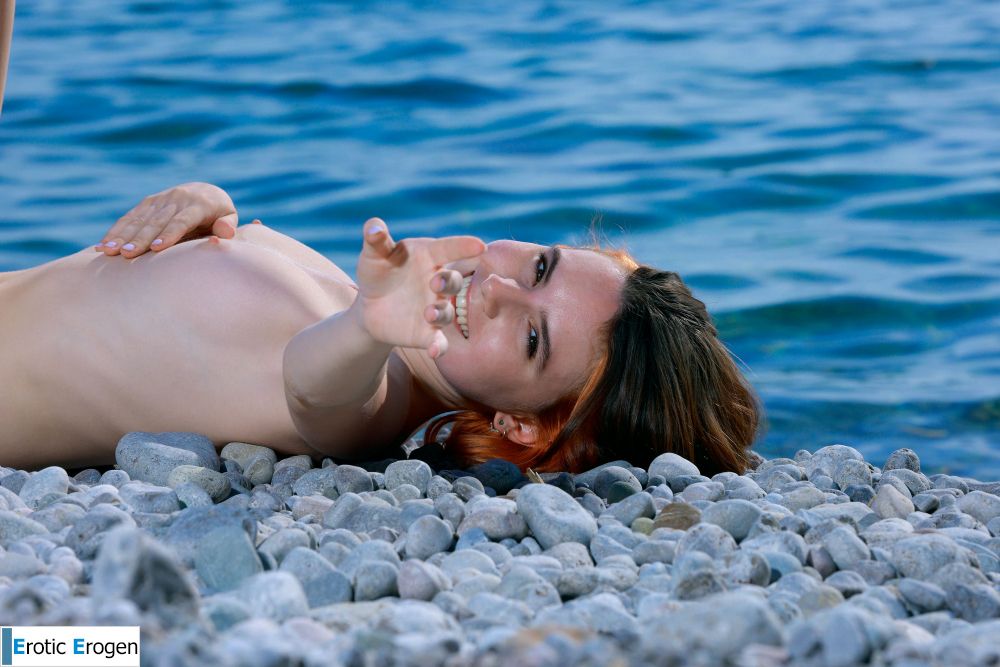 Nikol in Azure. Picture 33