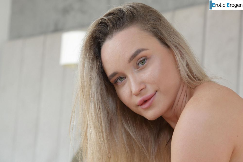 Olivia Myers in Sexy. Фото 53