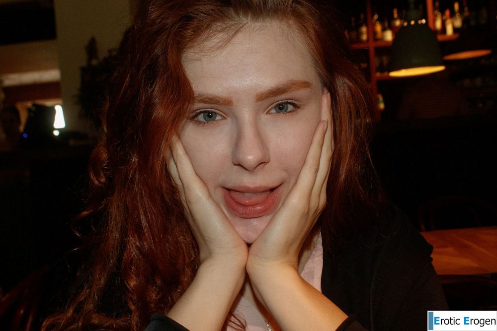 Kari Pitinova in Arm Wrestles Wife. Picture 33