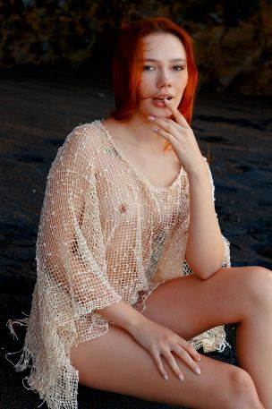 Janey in Hot Rocks. Thumb 8
