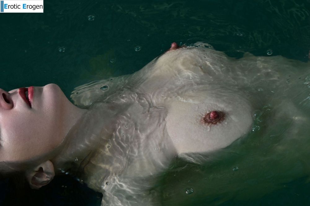 Maria Mane in Skinny Dip. Picture 11