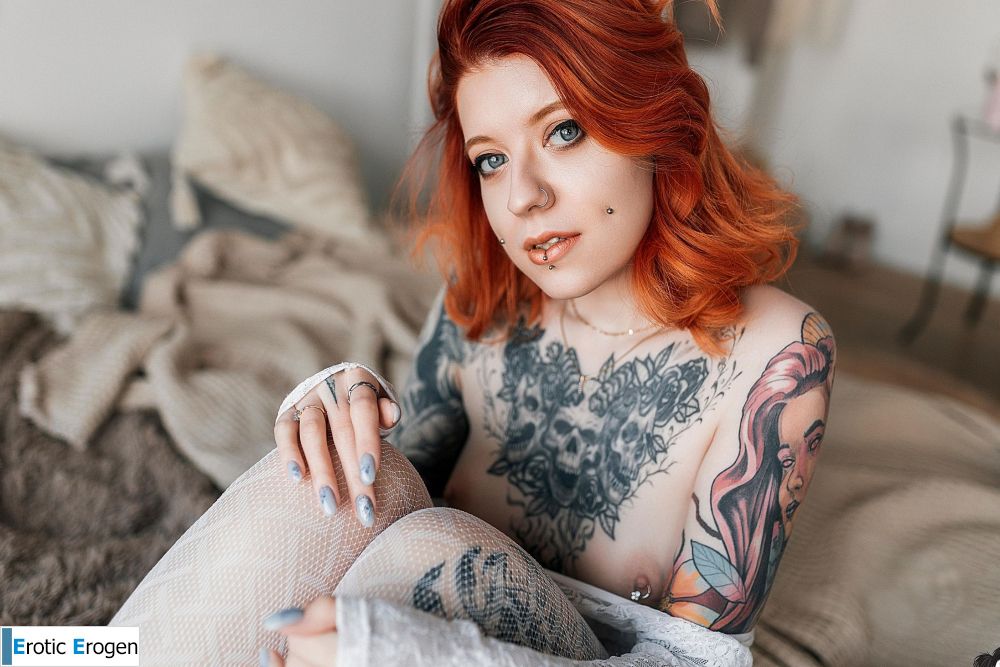 Redd in Delicate Lace. Picture 17