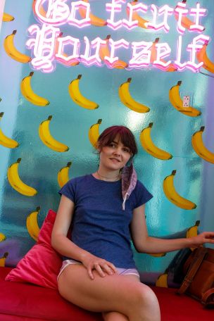 Onna Metcalf in Fruit Yourself. Thumb 5