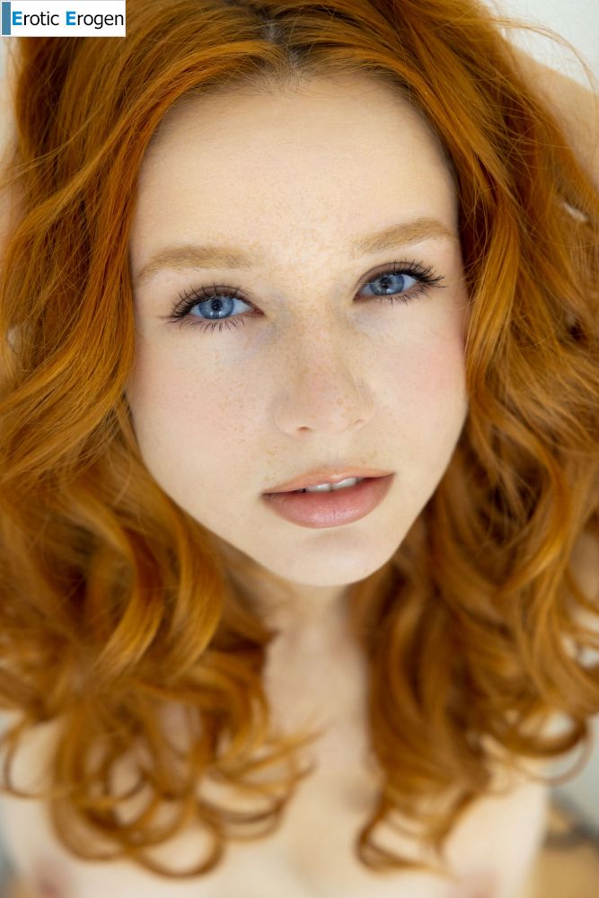 Lila Rouge in Mesmerizing Gaze. Picture 40