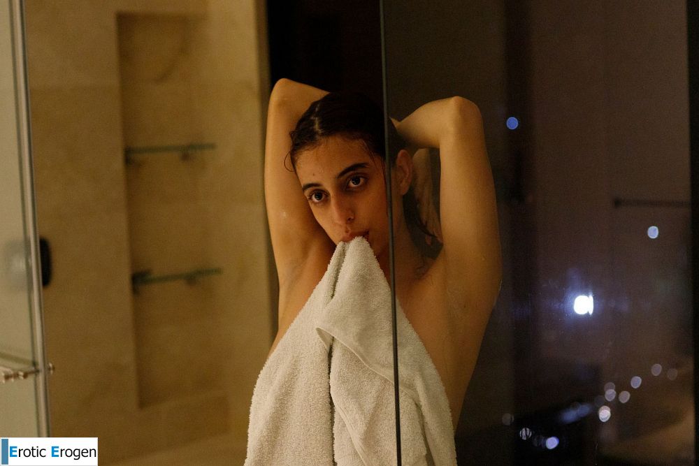 Ileana Burgos in Butterly Scrub. Slide 40