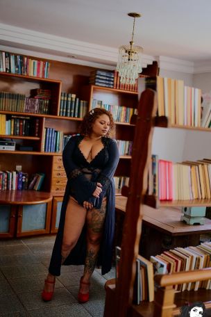 Luanainsana in A Bibliotecaria. Thumb 1