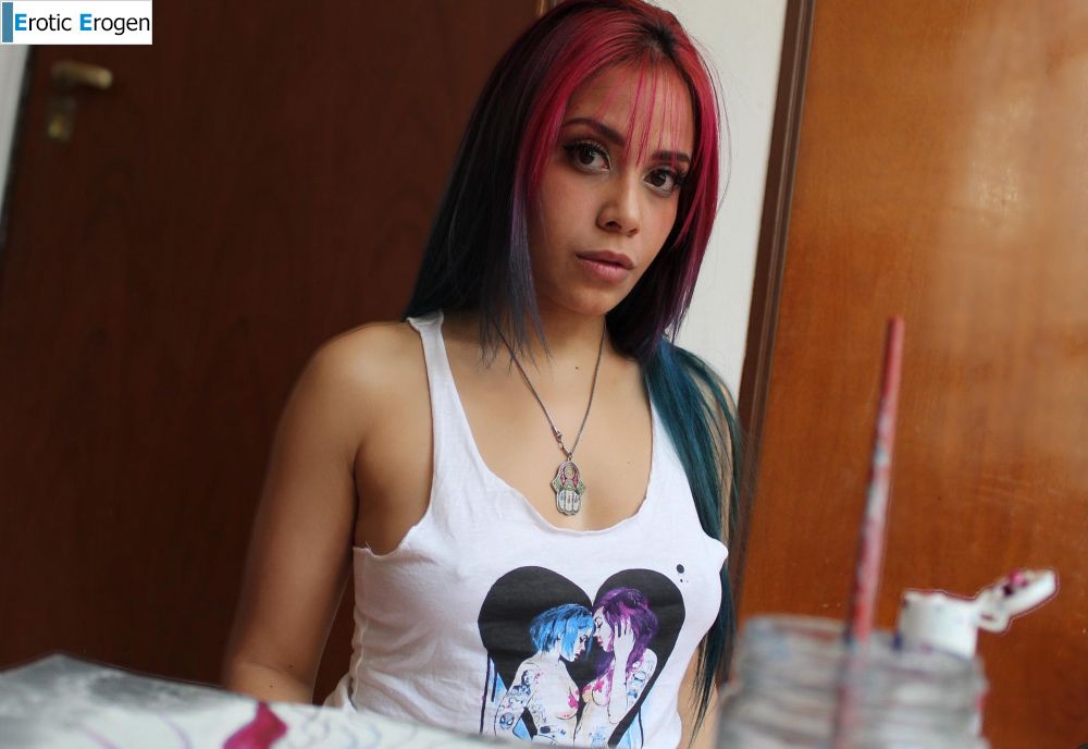 Jhosi in Prismatic. Picture 4
