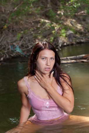 Melania in Gentle Stream. Эскиз 17