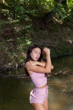 Melania in Gentle Stream. Эскиз 5