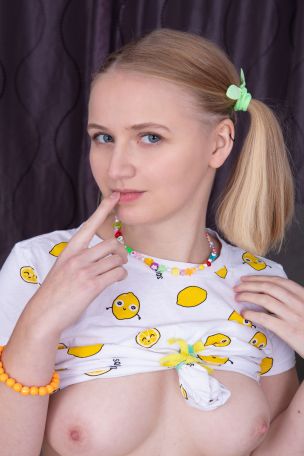 Leane in Soft Allure. Thumb 12