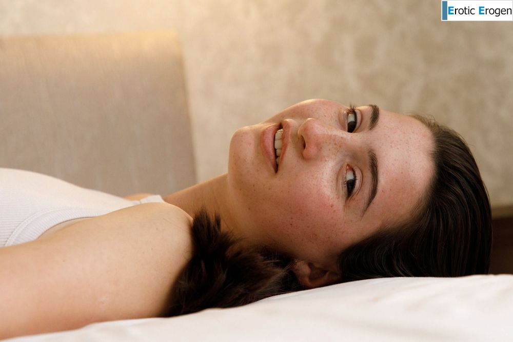 Tamara Damachuk in Artifacts Of Youth. Picture 12