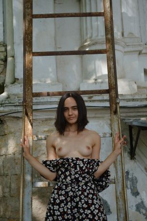  Yessa Banter in Lost Panties. Эскиз 9