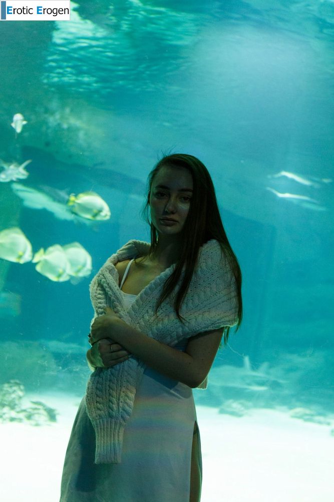 Ira Sedina in Night At The Aquarium. Picture 12