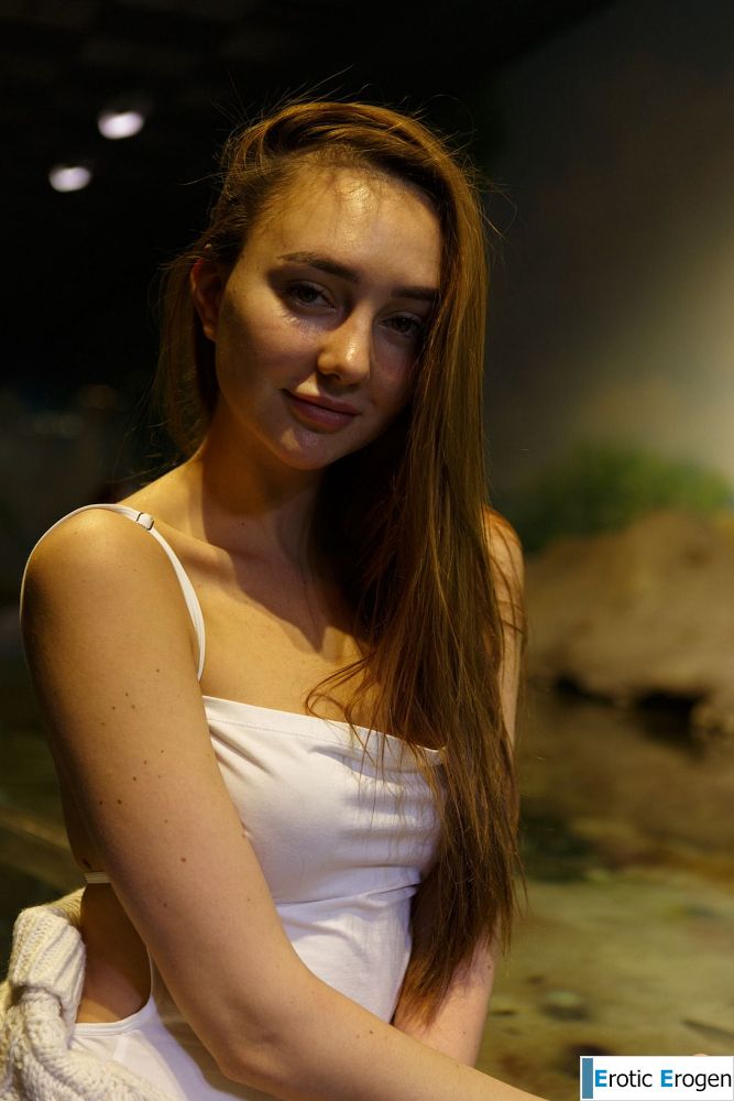 Ira Sedina in Night At The Aquarium. Picture 15