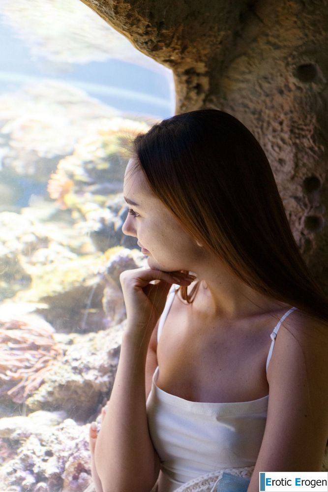 Ira Sedina in Night At The Aquarium. Picture 17