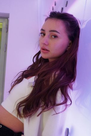 Ira Sedina in Night At The Aquarium. Эскиз 1