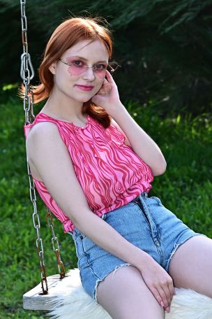 Raquel in Lets Swing. Thumb 3