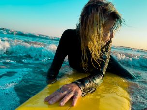 Luxes in Let Me Surf. Эскиз 7