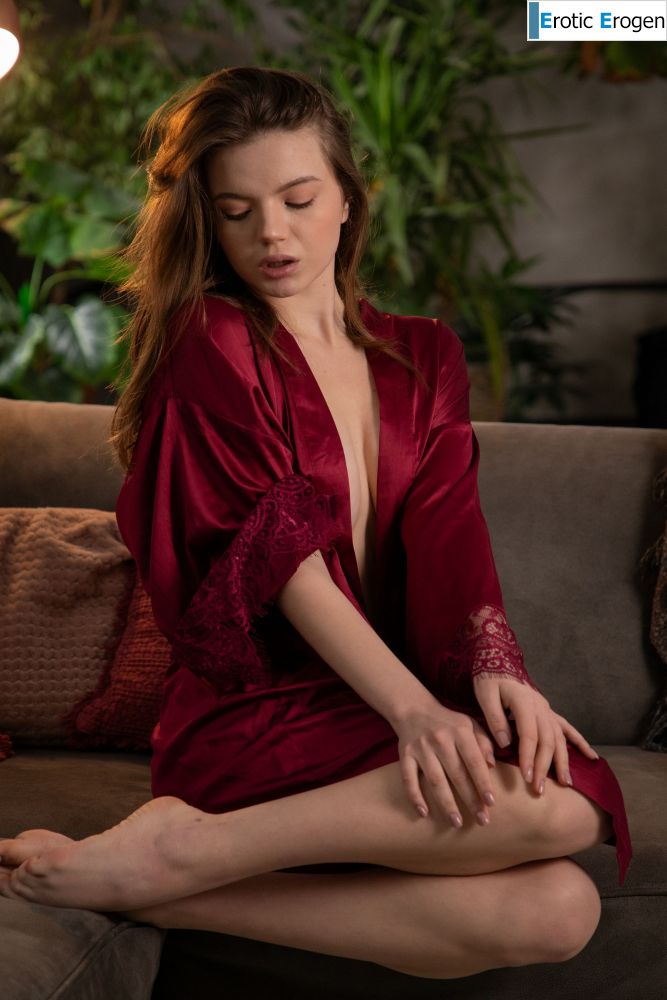 Toree in Burgundy Robe. Picture 1