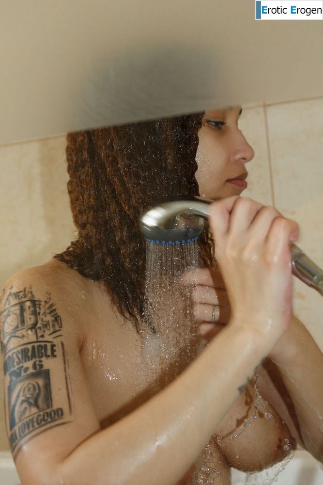 Solana Bardell in Black Star Russia 2. Picture 34