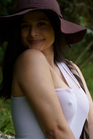 Pamela Cuevano in Bug Bytes. Thumb 8