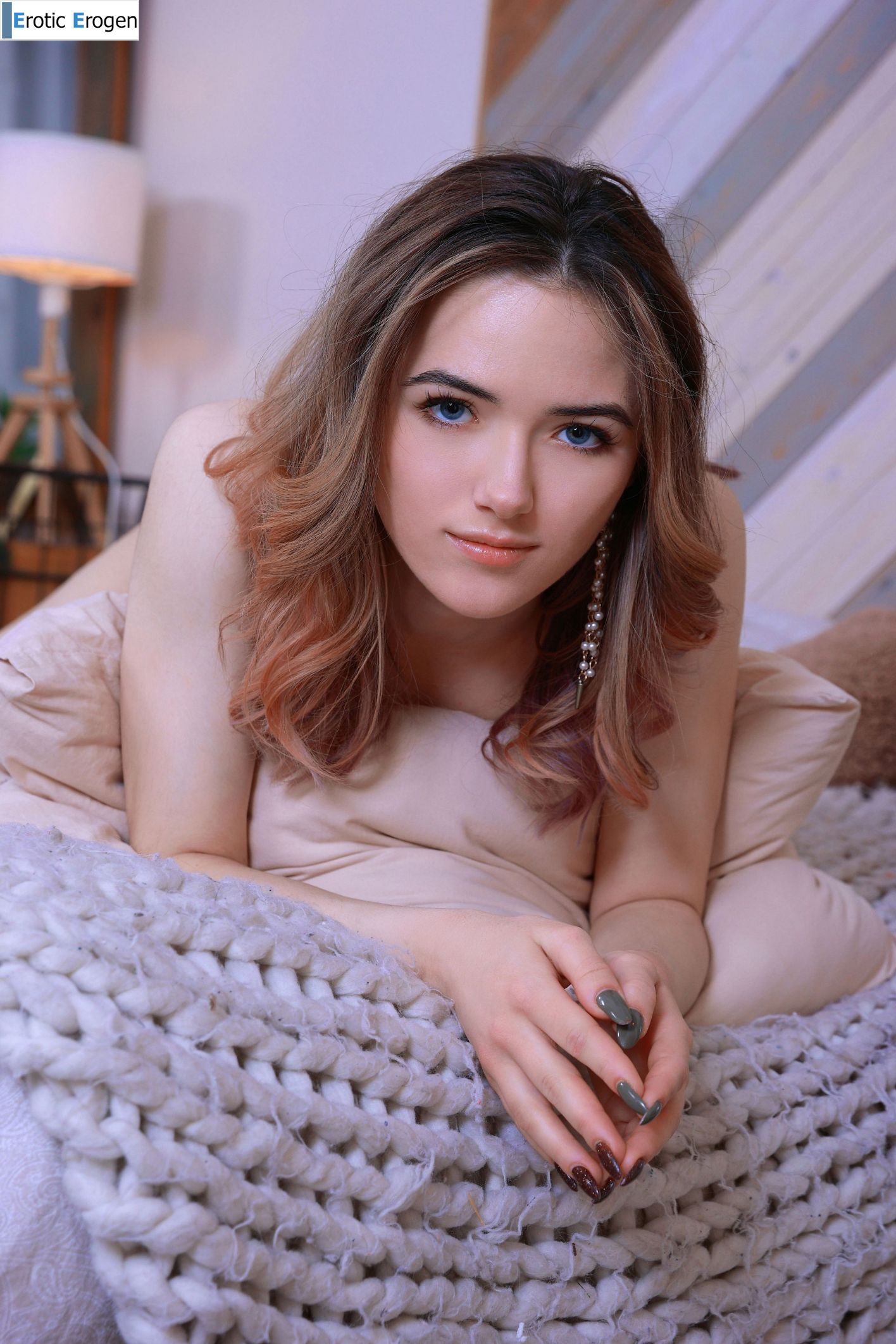 Sofi Roko in Sweetness And Light. Picture 39