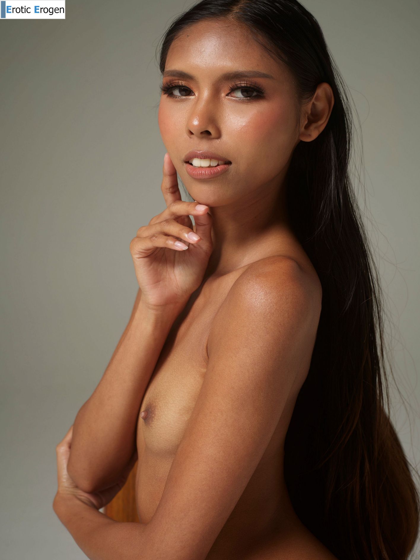 Allie Asia in Erotic Art. Picture 31