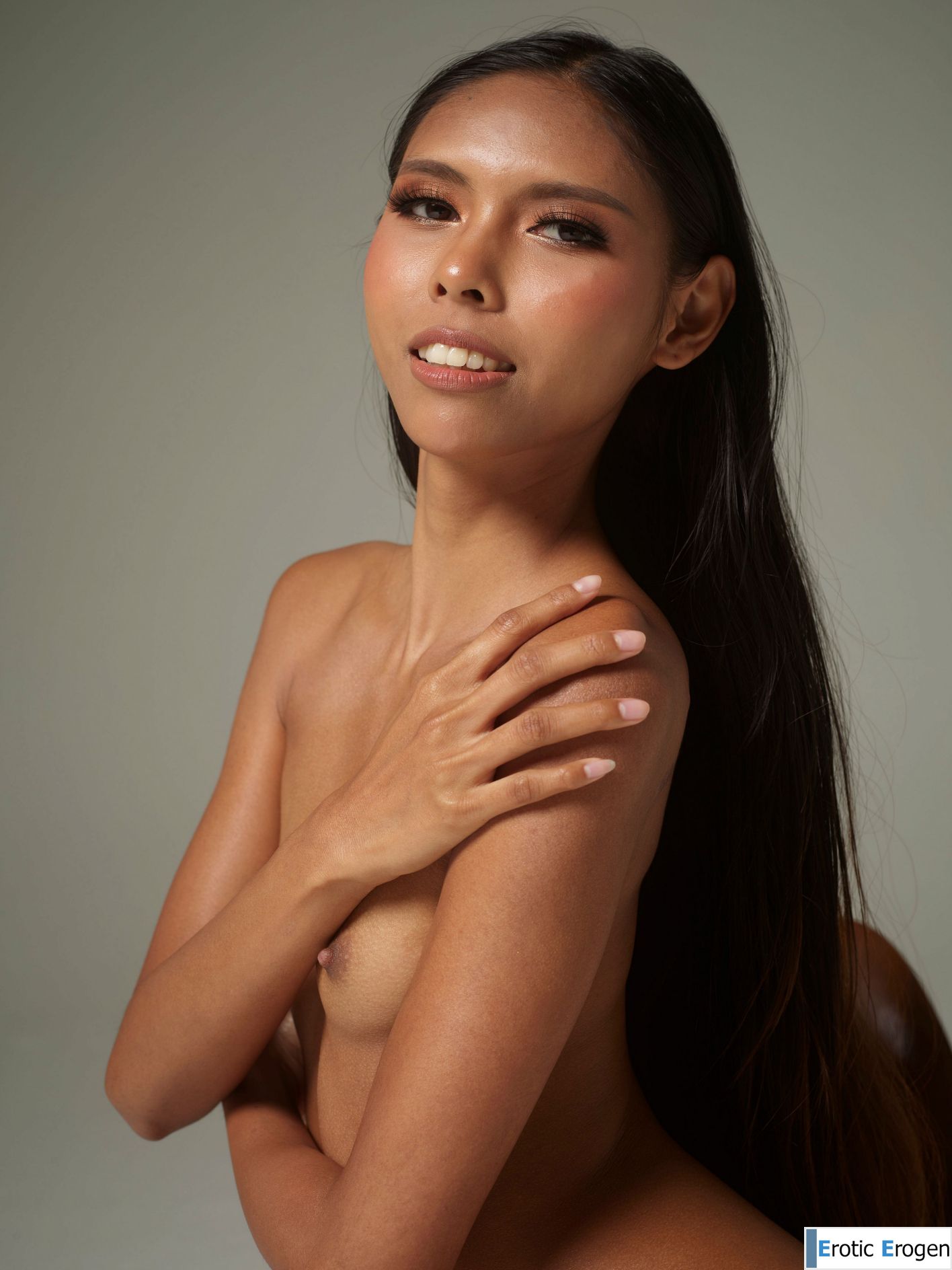 Allie Asia in Erotic Art. Picture 34