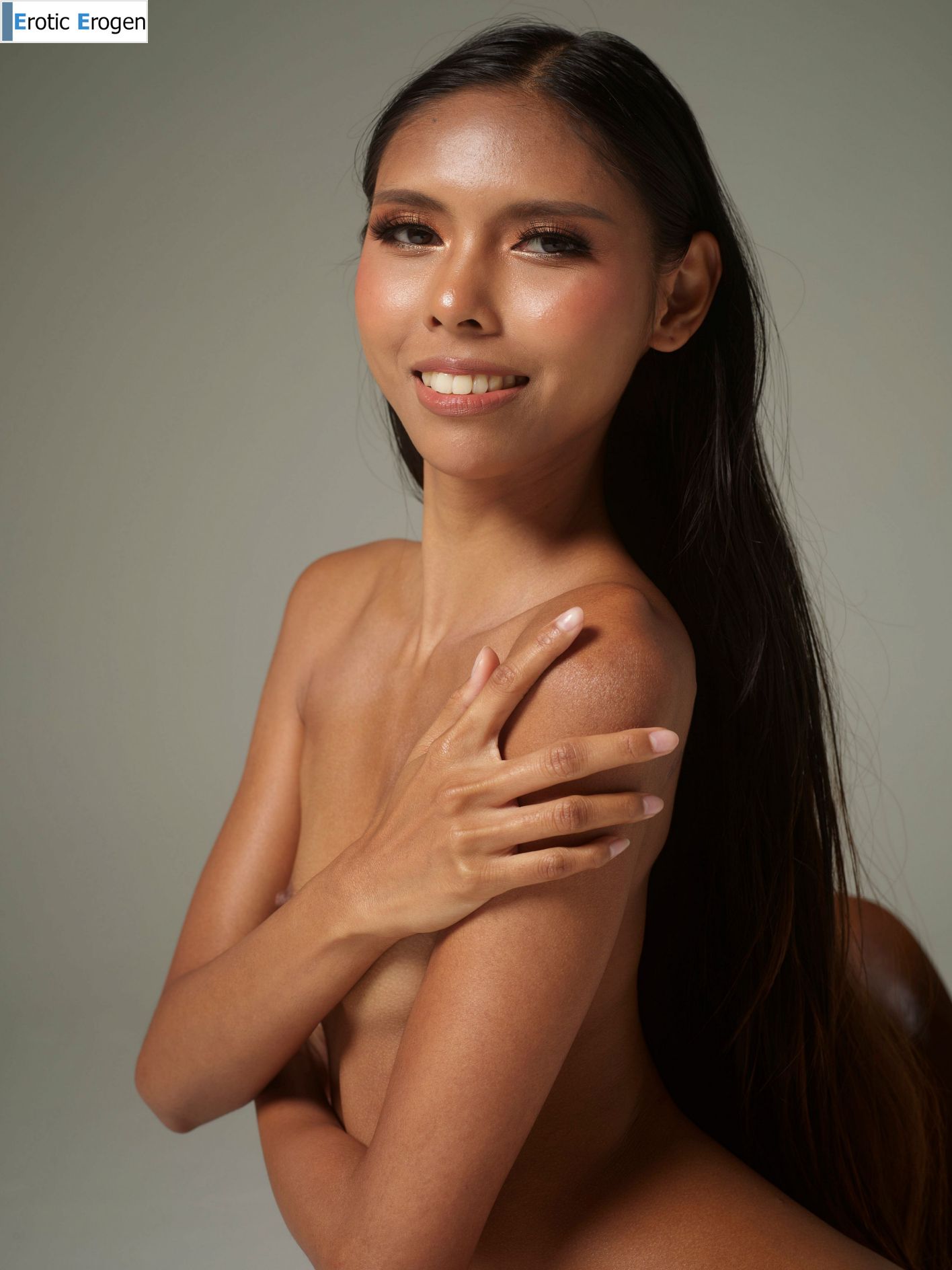 Allie Asia in Erotic Art. Picture 35