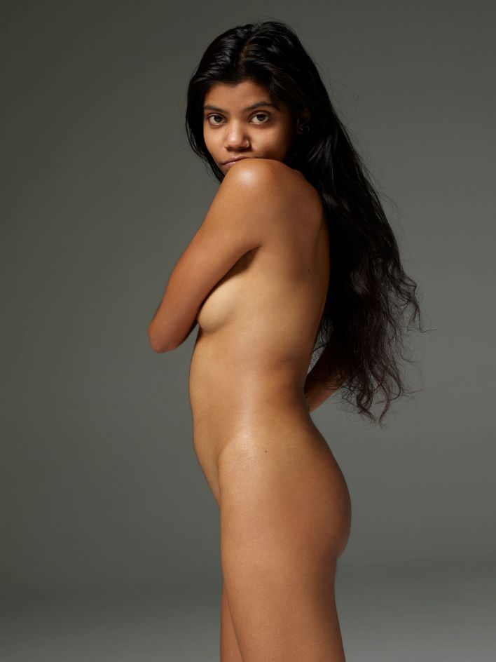 Desi Devi in India Intimate. Эскиз 8
