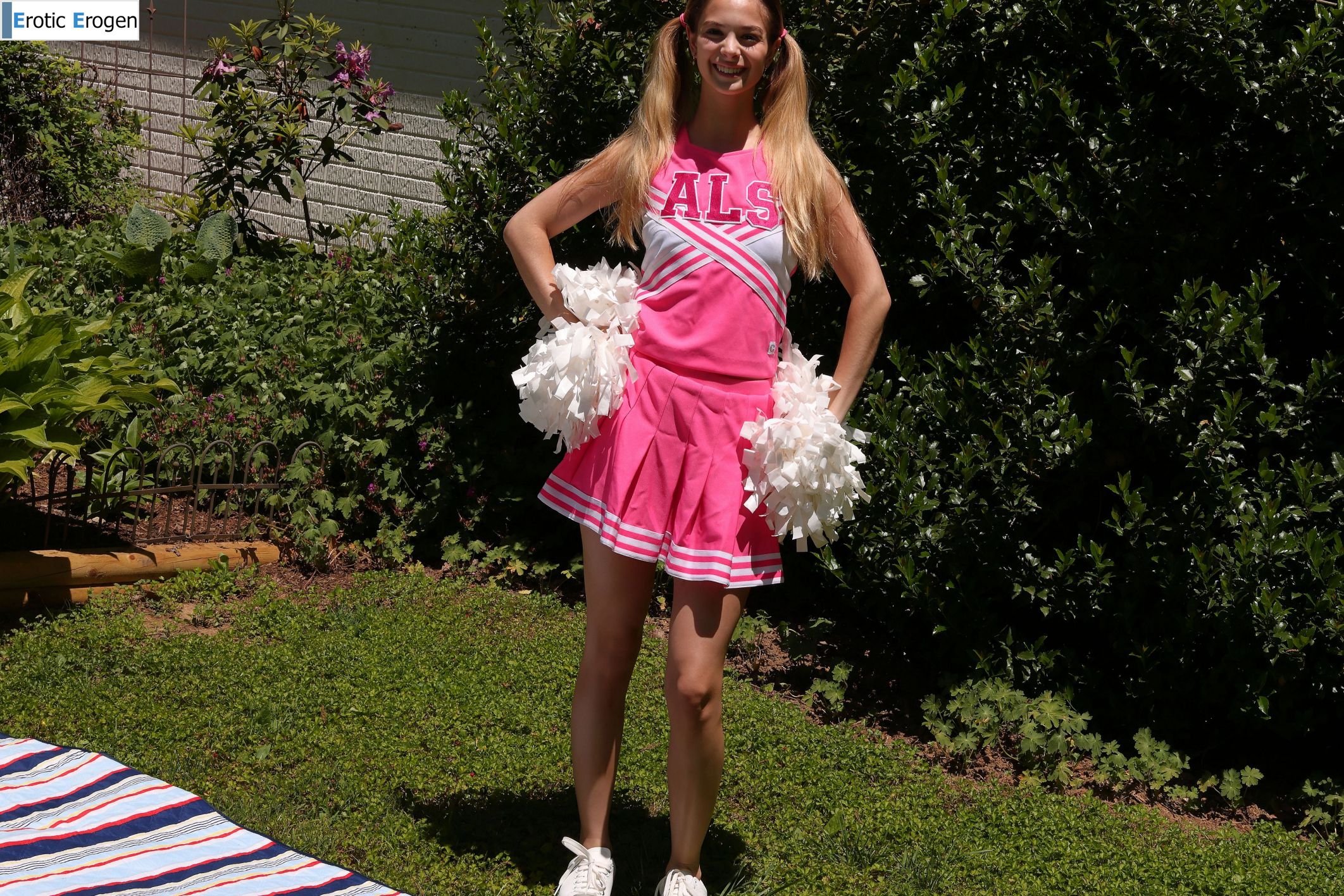 Molly Little in Cheery Disposition. Picture 5