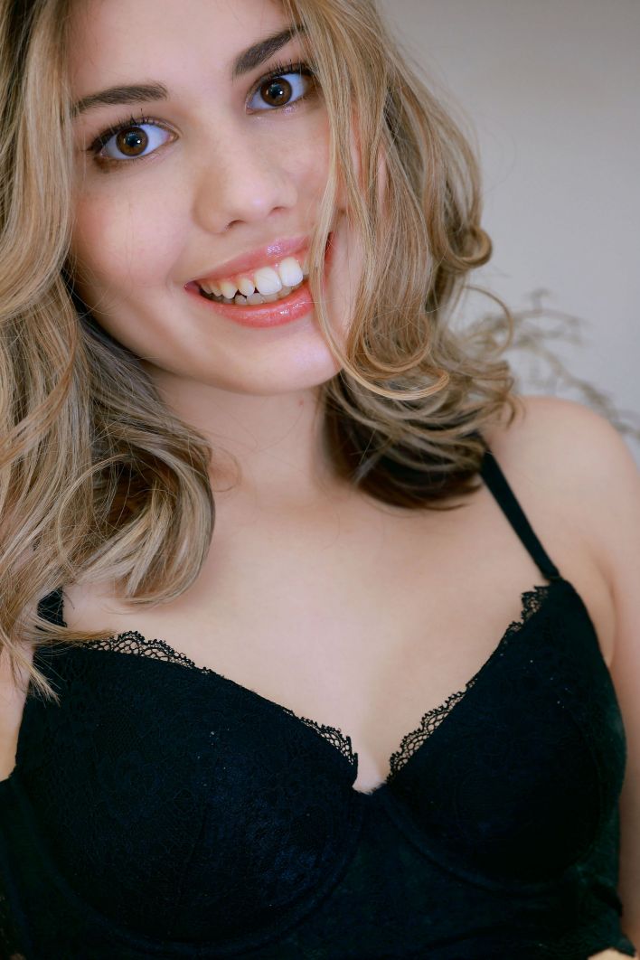 Marta Bella in Private Room. Эскиз 9