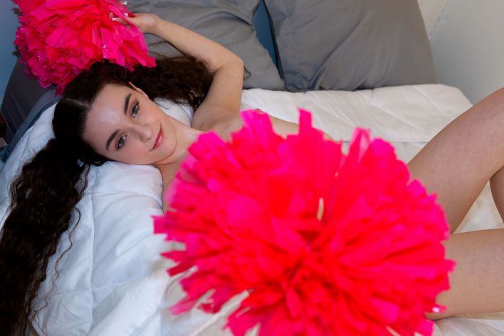 Gia Rae in Cheering You Up. Эскиз 39