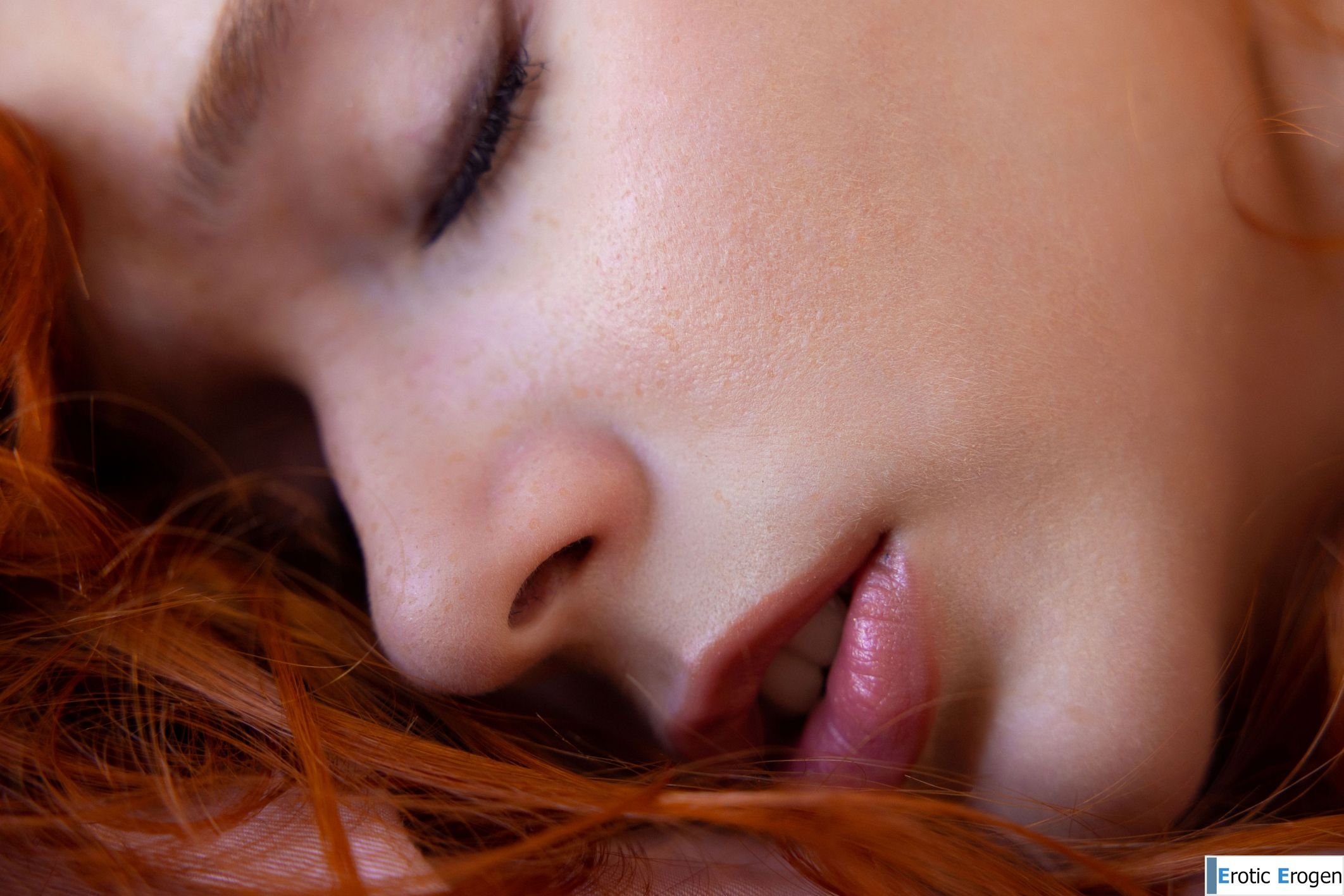 Lila Rouge in Wake Up Call. Фото 12