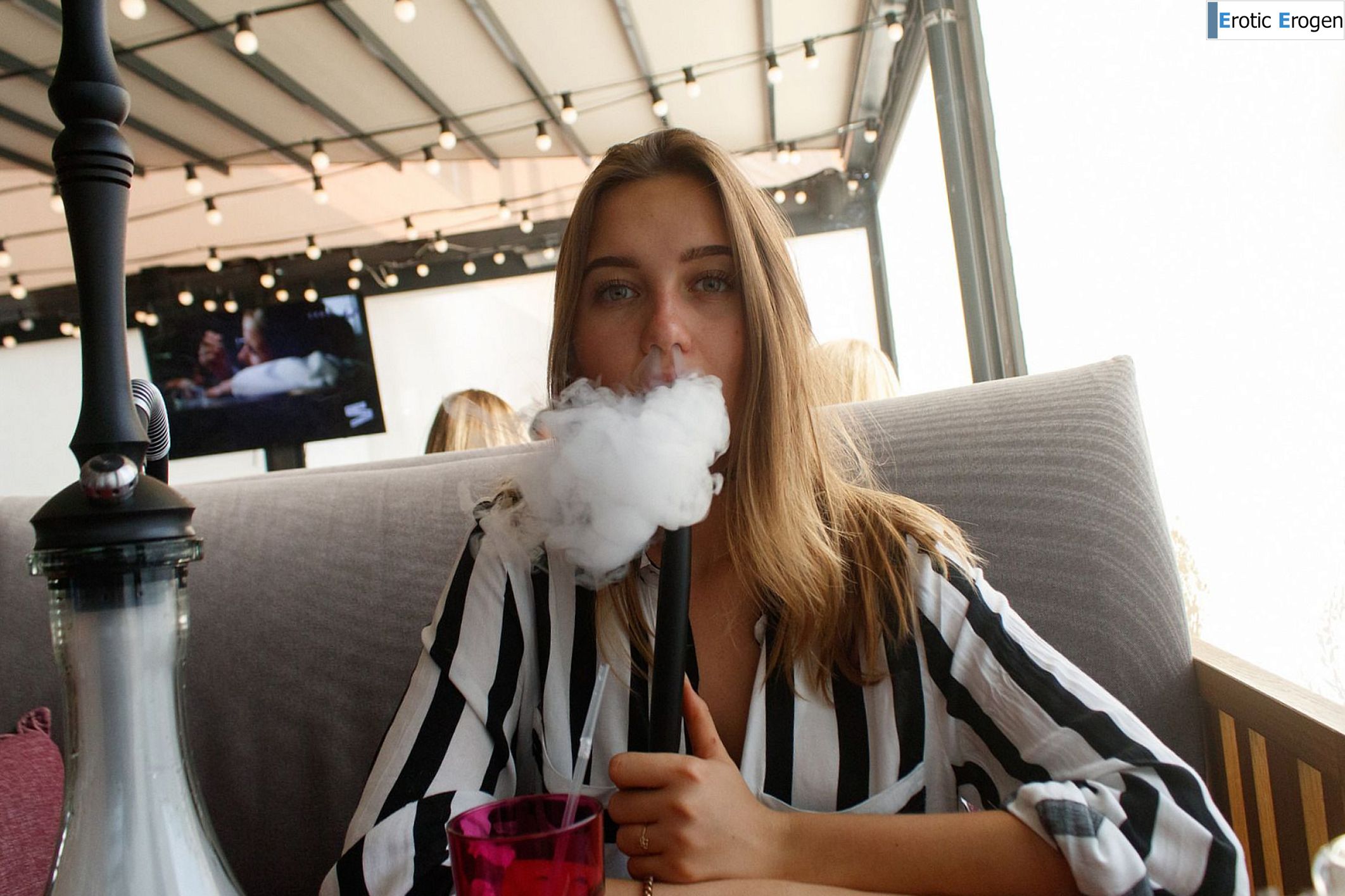 Alevtina Batman in Smoke Show. Фото 10