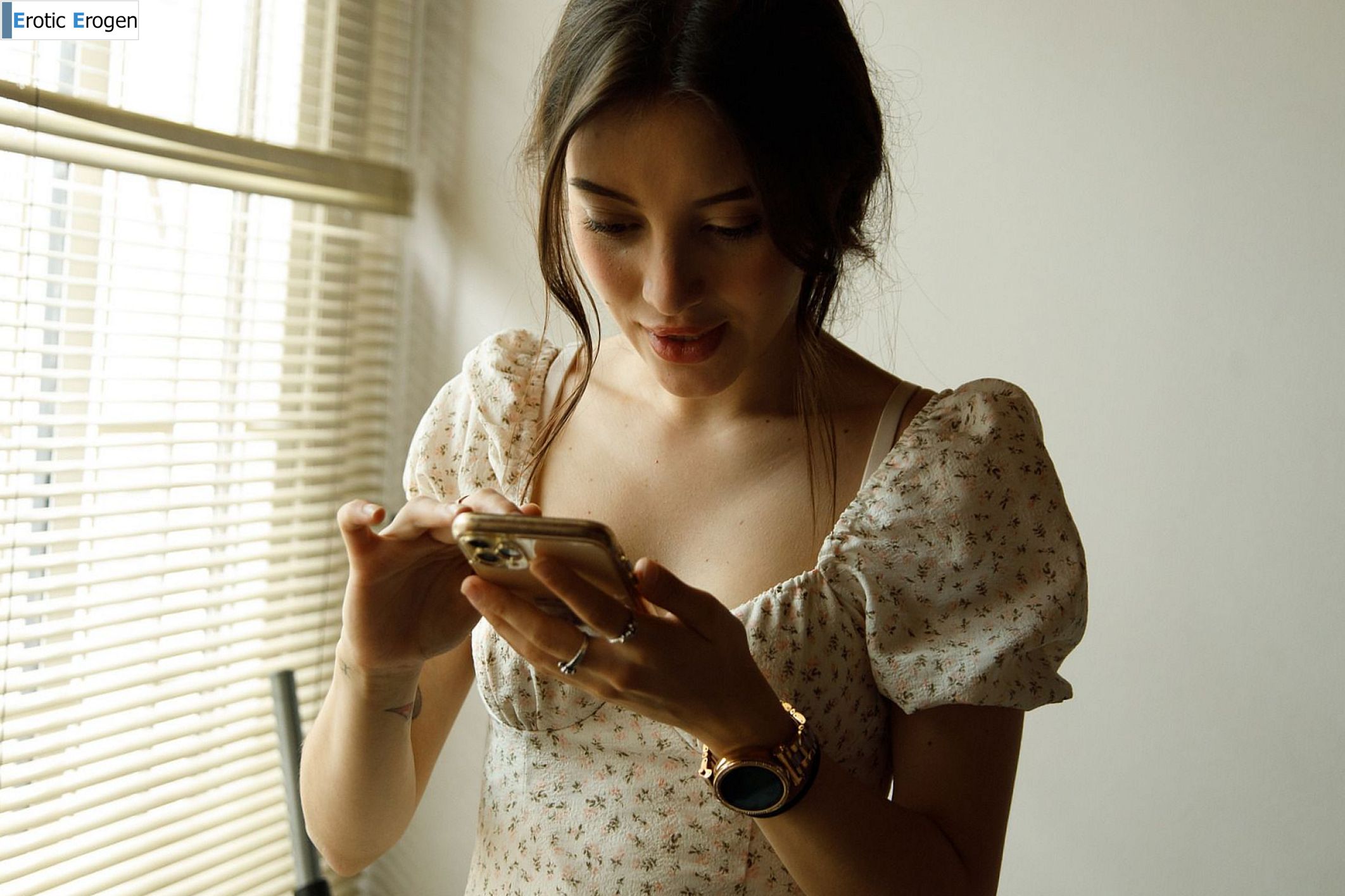 Roselina Andee in Central Casting. Picture 4