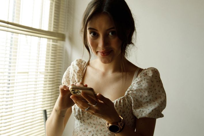 Roselina Andee in Central Casting. Thumb 5