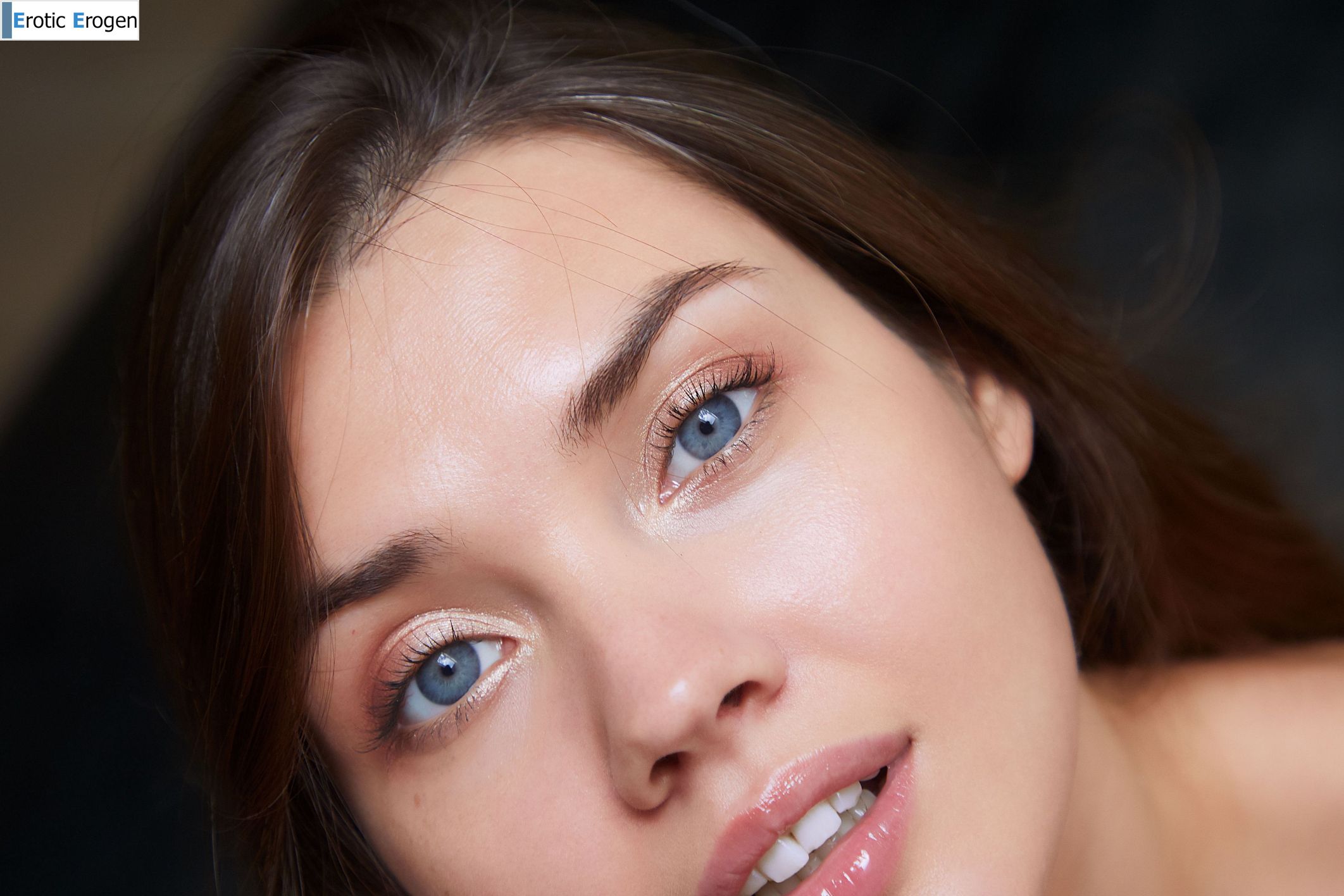 Georgia in Cozy Bed. Picture 39